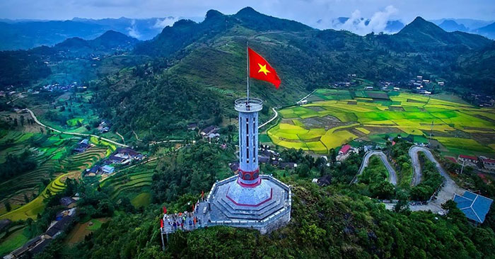 cột cờ lũng cú